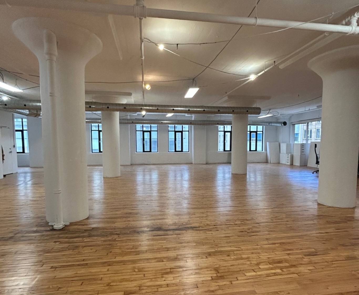 Suite 400