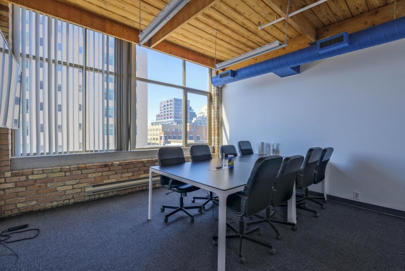 Suite 701